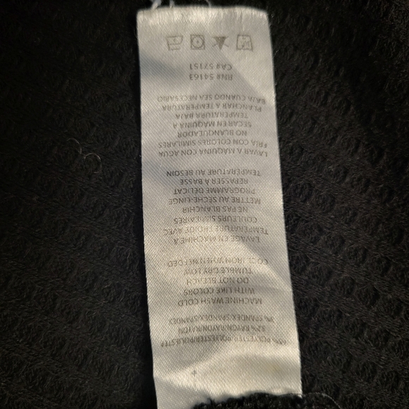 Lightweight black hooded pullover - Picture 6 of 9